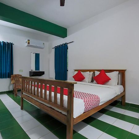 Braganza Guest House Baga Exterior foto